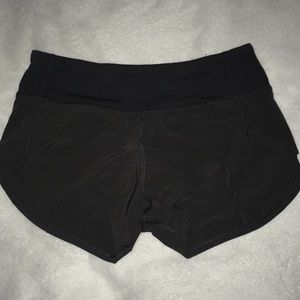 Lululemon black speed up shorts!!